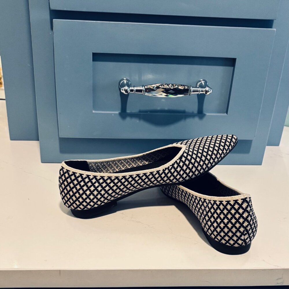Classic Black & White Patterned Women's Ballet Flats